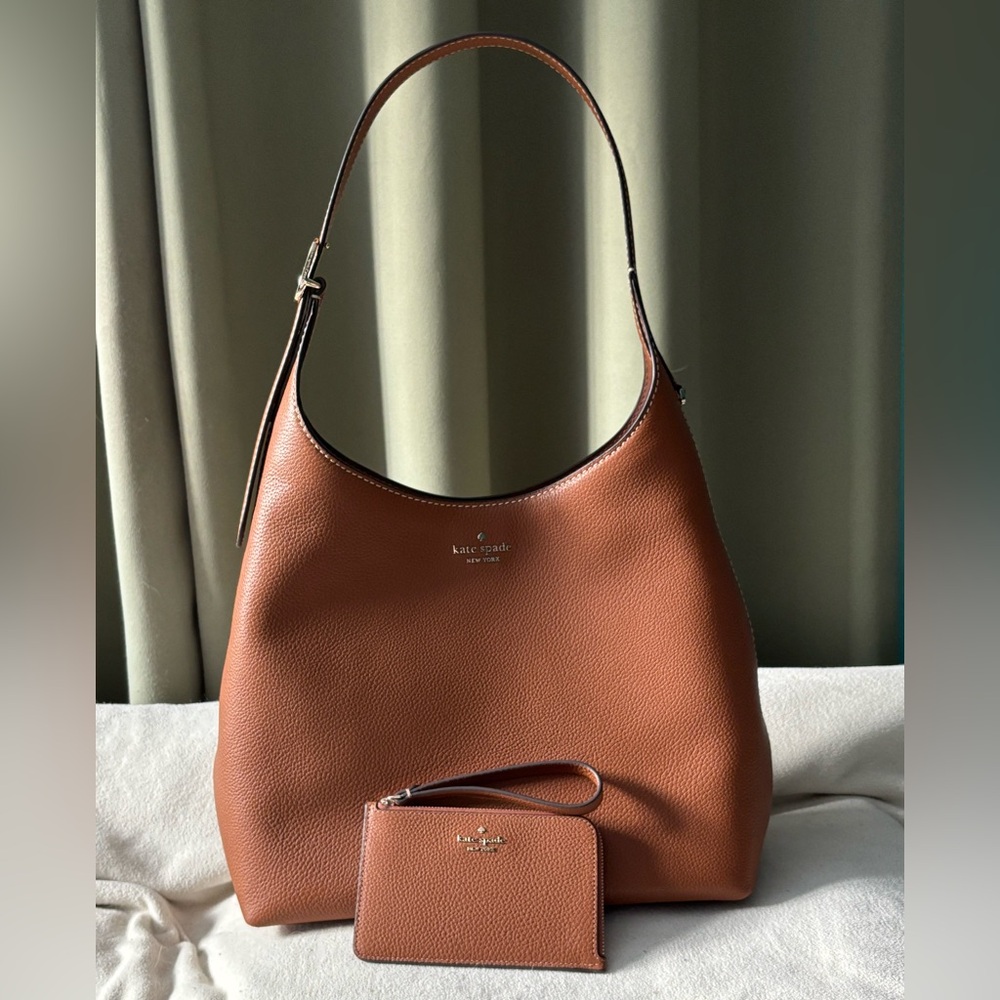 Kate Spade large 454 in Warm Gingerbread w/ matching wristlet